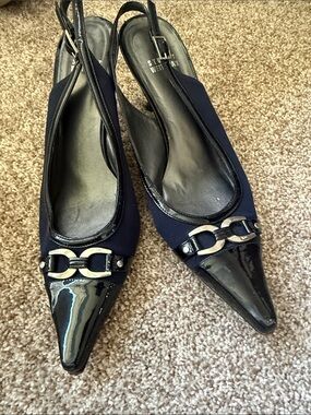 Stuart Weitzman Navy Patent Pointed Slingback heels with silver Hardware